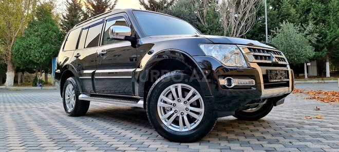 Mitsubishi Pajero 2015, 105,000 km - 3.8 l - Bakı