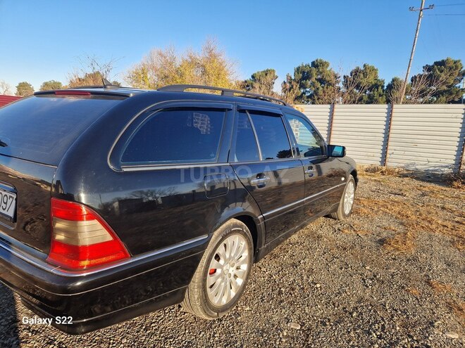 Mercedes C 240 2000, 133,336 km - 2.4 л - Şəmkir
