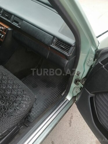 Mercedes E 300 1991, 668,560 km - 3.0 л - Bakı