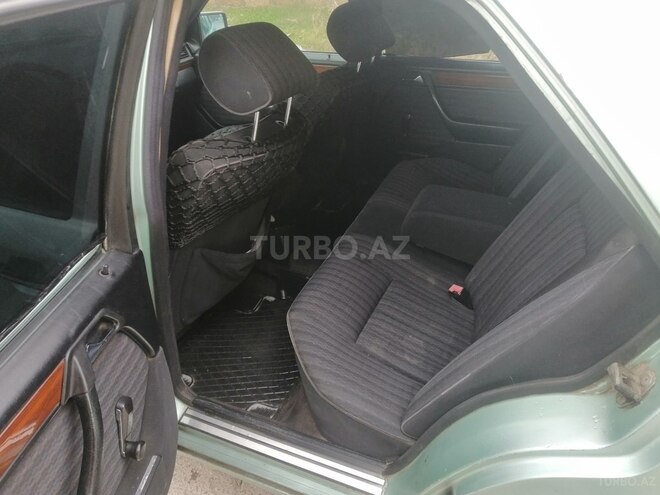 Mercedes E 300 1991, 668,560 km - 3.0 л - Bakı
