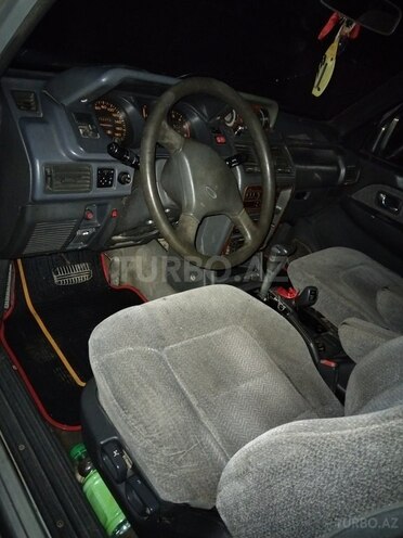 Mitsubishi Pajero 1994, 233,535 km - 2.8 l - Quba