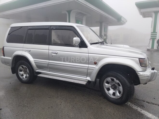 Mitsubishi Pajero 1994, 233,535 km - 2.8 l - Quba