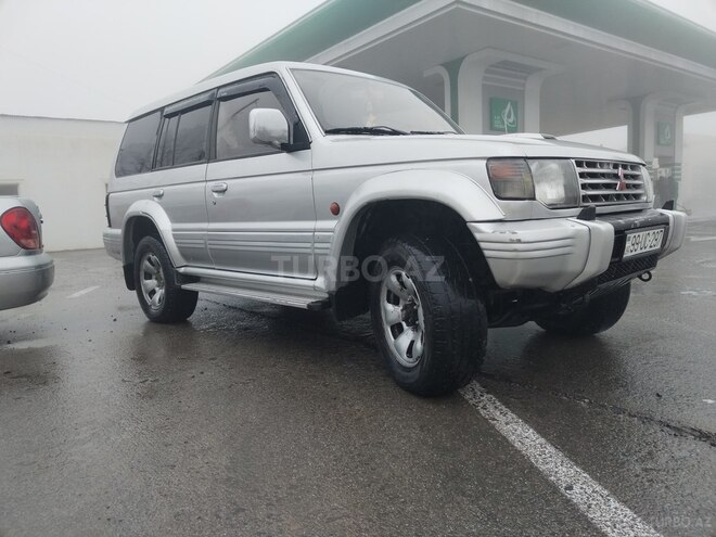 Mitsubishi Pajero 1994, 233,535 km - 2.8 l - Quba