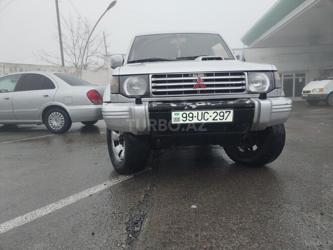 Mitsubishi Pajero 1994, 233,535 km - 2.8 l - Quba