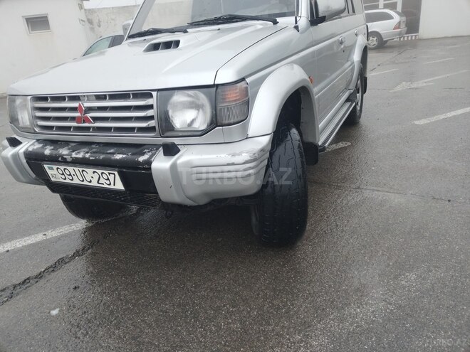 Mitsubishi Pajero 1994, 233,535 km - 2.8 l - Quba