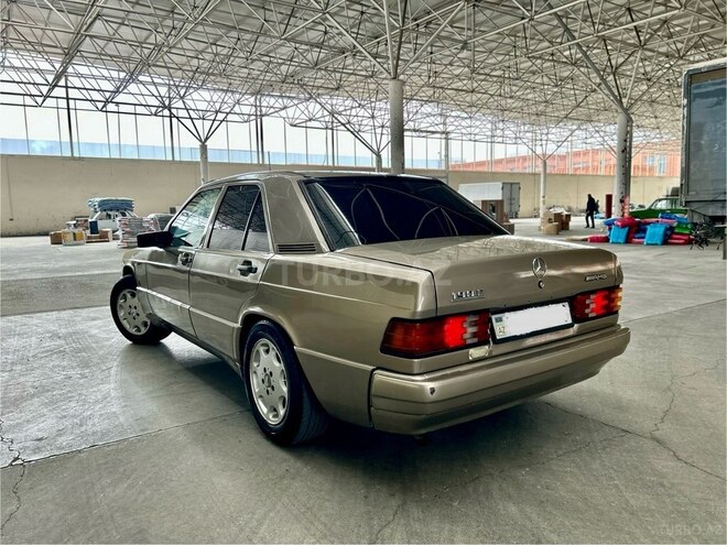 Mercedes 190 1989, 400,000 km - 2.0 л - Gəncə