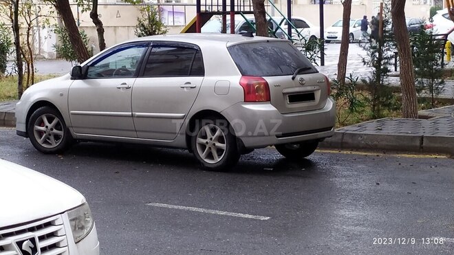 Toyota Corolla 2005, 283,111 km - 1.4 l - Bakı