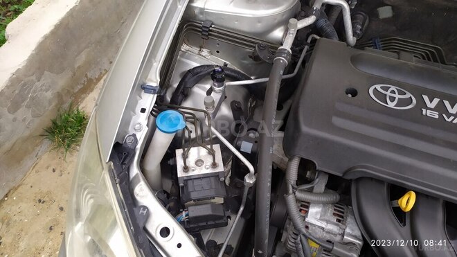 Toyota Corolla 2005, 283,111 km - 1.4 l - Bakı