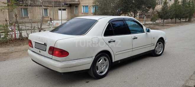Mercedes E 230 1997, 235,123 km - 2.3 l - Xırdalan