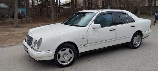 Mercedes E 230 1997, 235,123 km - 2.3 l - Xırdalan