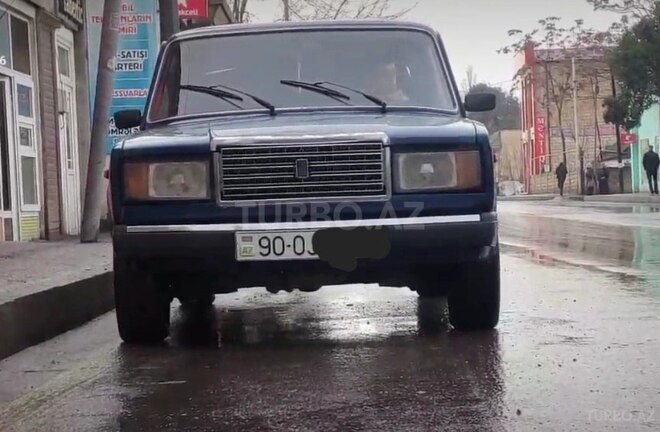 LADA (VAZ) 2107 2005, 140,000 km - 1.6 l - Xudat
