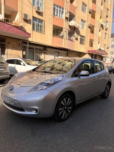 Nissan Leaf 2015, 141,622 km - 0.0 l - Bakı