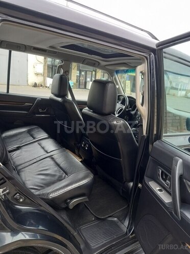 Mitsubishi Pajero 2007, 196,000 km - 3.0 l - Bakı