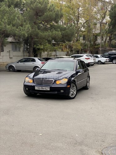 Mercedes C 240 2002, 442,240 km - 2.6 л - Bakı