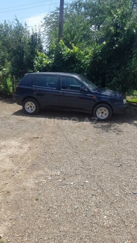 Volkswagen Golf 1994, 362,500 km - 1.6 л - Biləsuvar