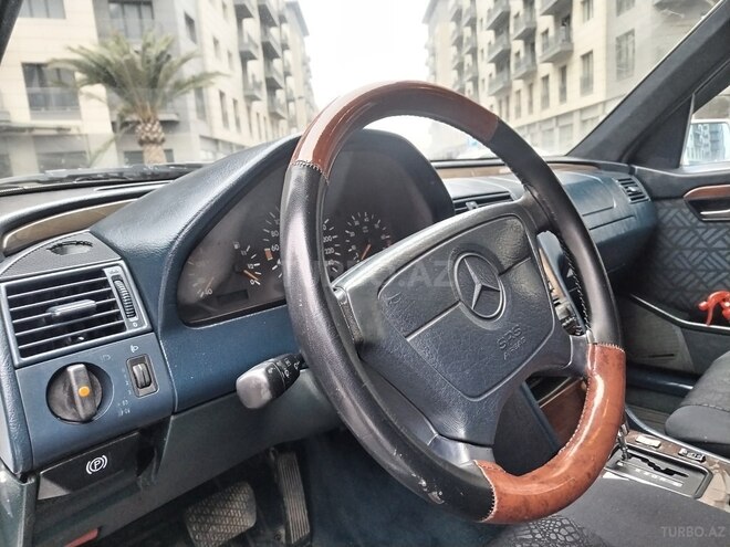 Mercedes C 200 1994, 433,633 km - 2.0 l - Bakı