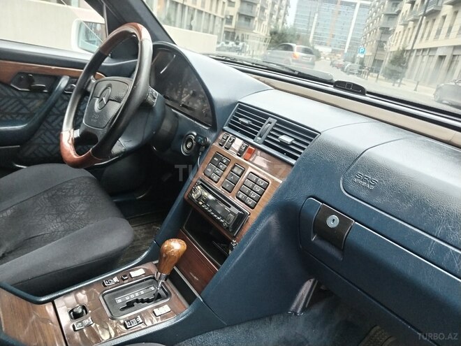 Mercedes C 200 1994, 433,633 km - 2.0 l - Bakı