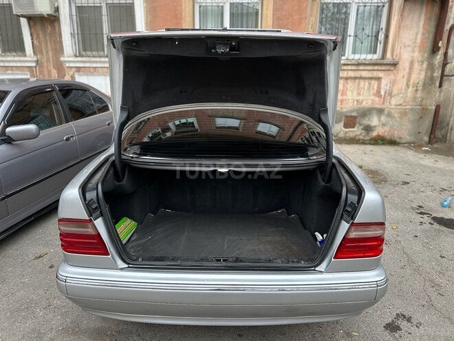 Mercedes E 280 2000, 263,551 km - 2.8 l - Bakı