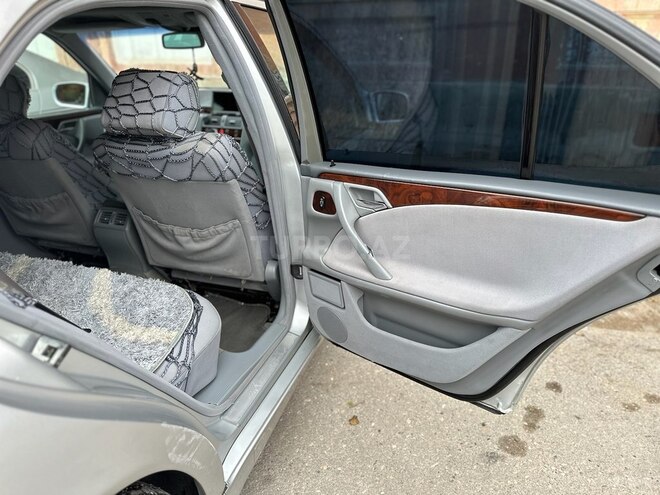Mercedes E 280 2000, 263,551 km - 2.8 l - Bakı