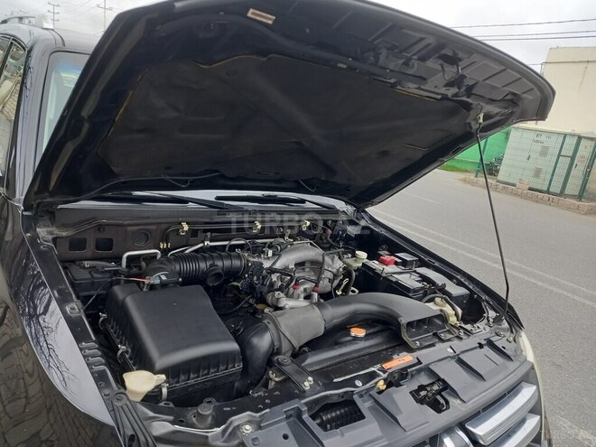 Mitsubishi Pajero 2007, 196,000 km - 3.0 l - Bakı