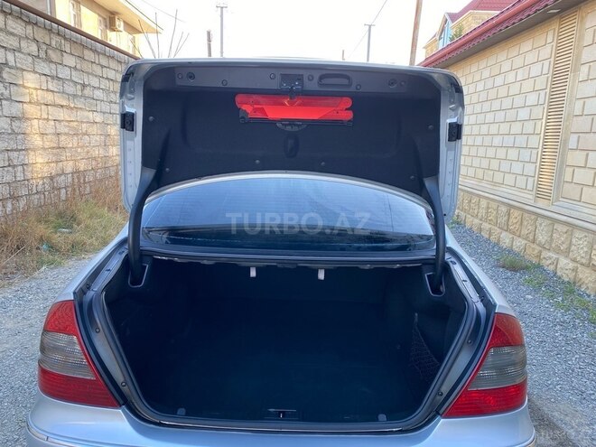Mercedes E 350 2006, 225,000 km - 3.5 l - Bakı
