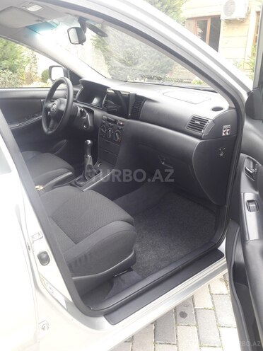 Toyota Corolla 2004, 252,853 km - 1.4 l - Bakı