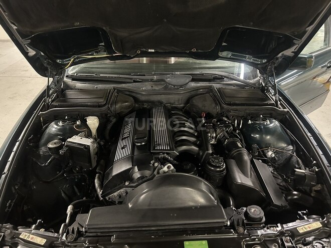 BMW 523 1998, 285,693 km - 2.5 l - Gəncə