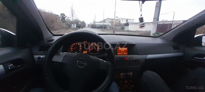 Opel Astra 2007, 180,000 km - 1.6 l - Ucar