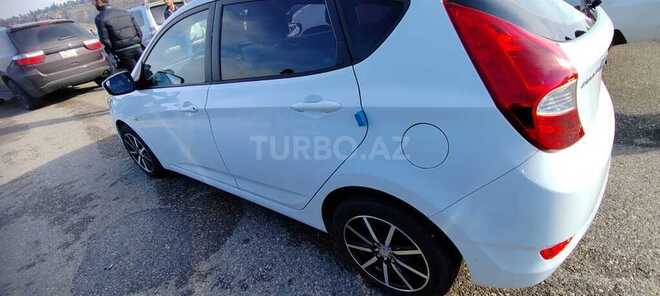 Hyundai Accent 2015, 168,000 km - 1.6 л - Bakı