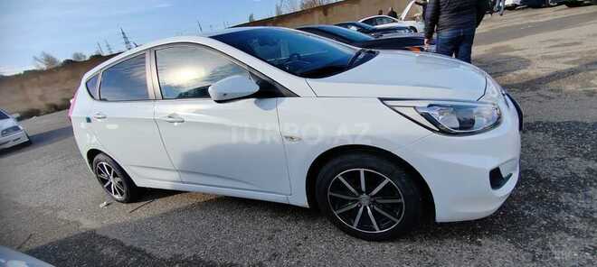 Hyundai Accent 2015, 168,000 km - 1.6 л - Bakı
