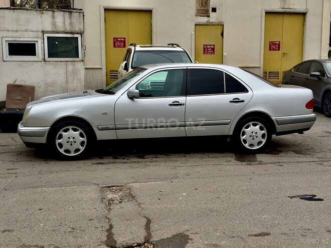 Mercedes E 240 1998, 471,445 km - 2.4 l - Bakı