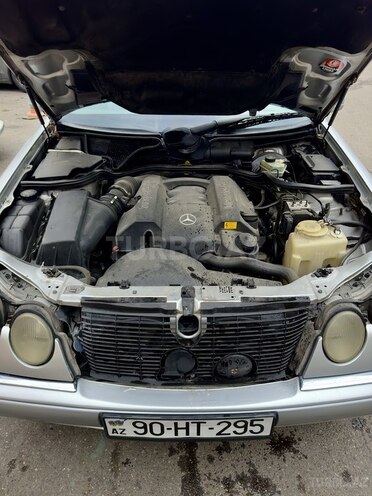 Mercedes E 240 1998, 471,445 km - 2.4 l - Bakı