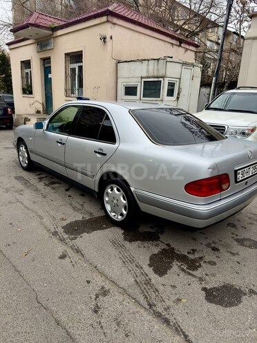 Mercedes E 240 1998, 471,445 km - 2.4 l - Bakı