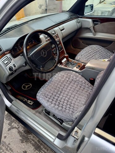 Mercedes E 240 1998, 471,445 km - 2.4 l - Bakı