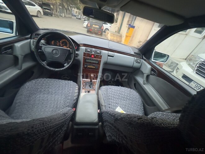 Mercedes E 240 1998, 471,445 km - 2.4 l - Bakı
