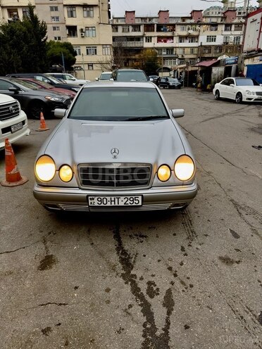 Mercedes E 240 1998, 471,445 km - 2.4 l - Bakı
