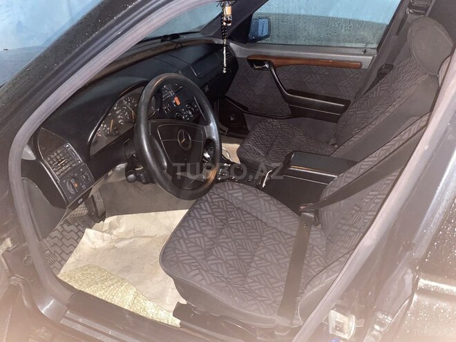 Mercedes C 200 1994, 342,785 km - 2.0 l - Bakı