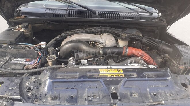 Land Rover Range Rover 1996, 253,620 km - 2.5 l - Yevlax
