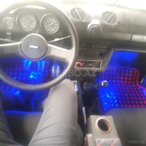 LADA (VAZ) 2106 1984, 45,785 km - 1.5 l - Salyan