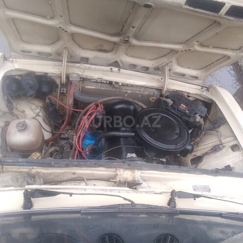 LADA (VAZ) 2106 1984, 45,785 km - 1.5 l - Salyan