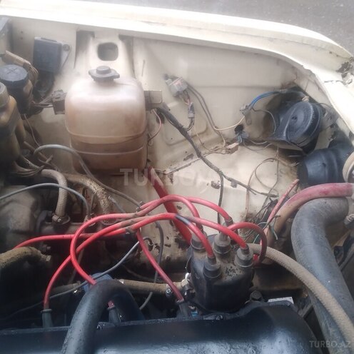LADA (VAZ) 2106 1984, 45,785 km - 1.5 l - Salyan