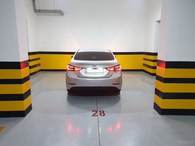 Hyundai Elantra 2015, 81,000 km - 1.6 l - Bakı