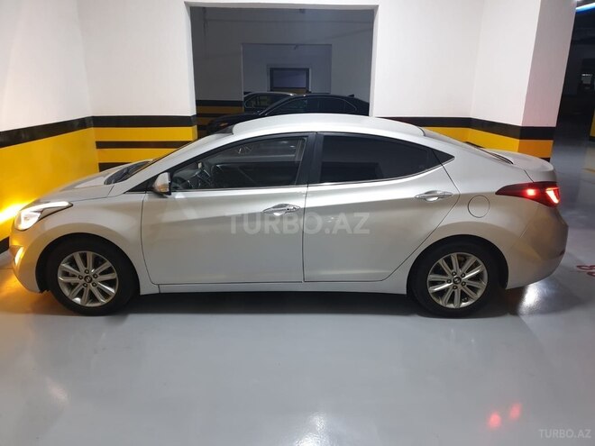 Hyundai Elantra 2015, 81,000 km - 1.6 l - Bakı