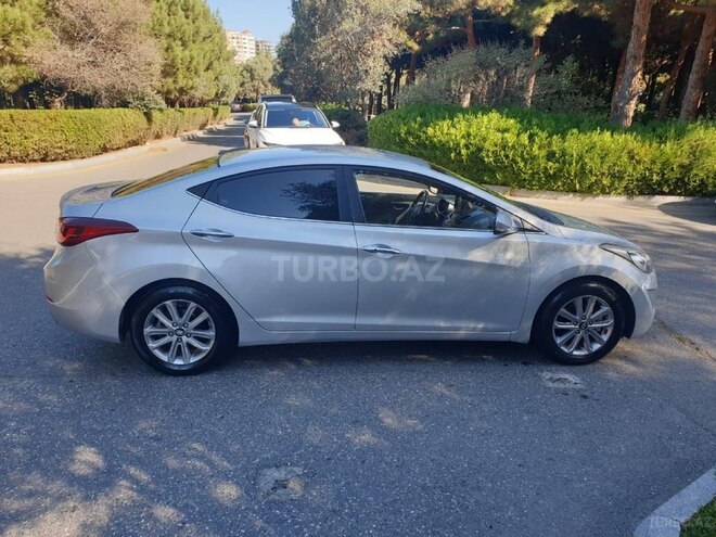 Hyundai Elantra 2015, 81,000 km - 1.6 l - Bakı