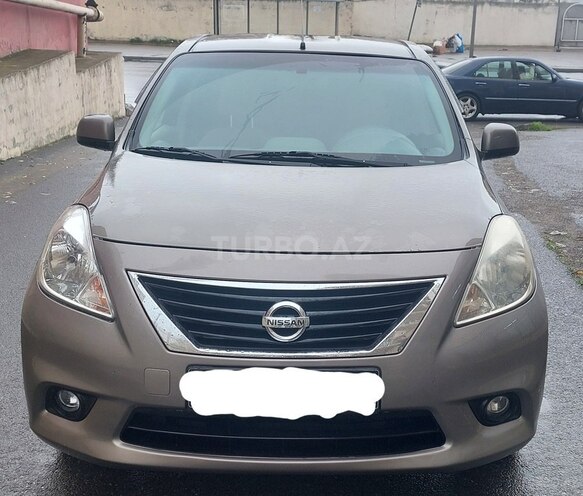 Nissan Sunny 2014, 172,453 km - 1.5 л - Bakı