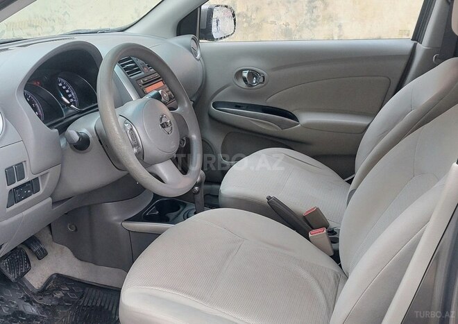 Nissan Sunny 2014, 172,453 km - 1.5 л - Bakı