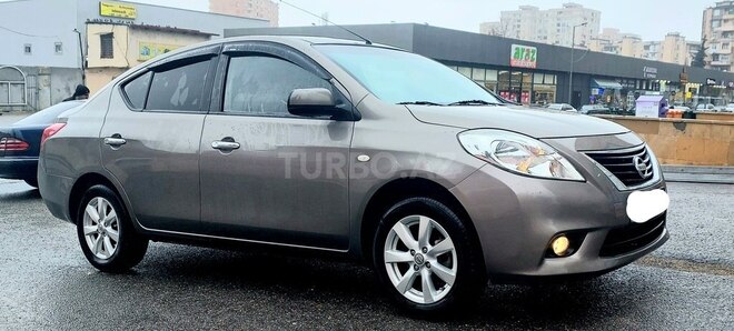 Nissan Sunny 2014, 172,453 km - 1.5 л - Bakı