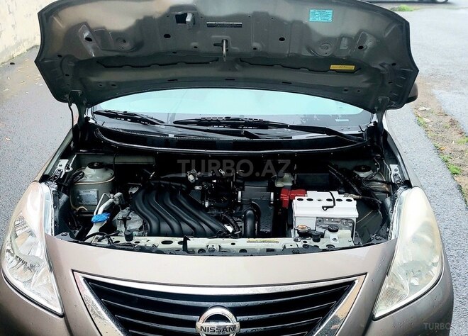 Nissan Sunny 2014, 172,453 km - 1.5 л - Bakı