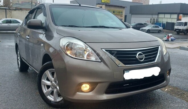 Nissan Sunny 2014, 172,453 km - 1.5 л - Bakı
