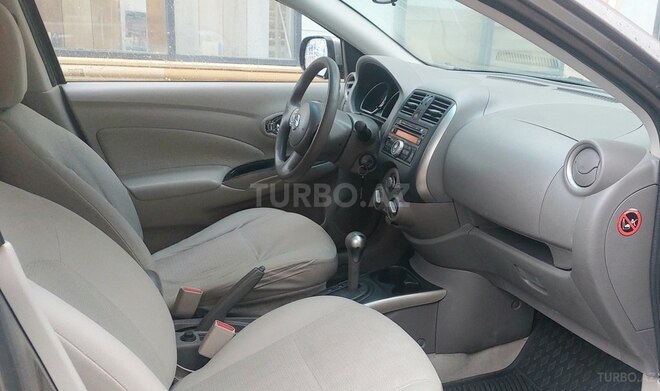 Nissan Sunny 2014, 172,453 km - 1.5 л - Bakı
